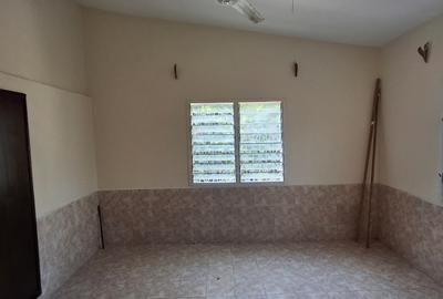 3 Bed House with En Suite at Bamburi Mombasa