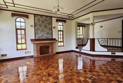 4 Bed Townhouse with En Suite at James Gichuru - 2