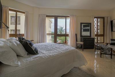 Furnished 3 Bed Apartment with En Suite at Ar2552 - 2