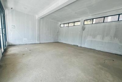 1,500 ft² Commercial Property with Service Charge Included in Karen - 3