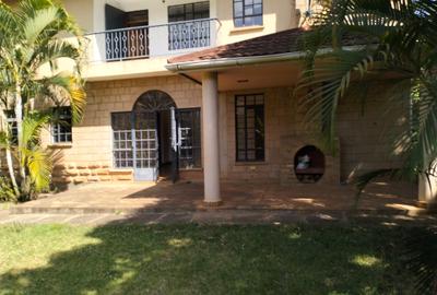 4 Bed Townhouse with En Suite in Kitisuru - 2