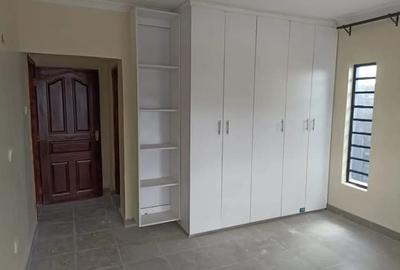 3 Bed House with En Suite in Kitengela