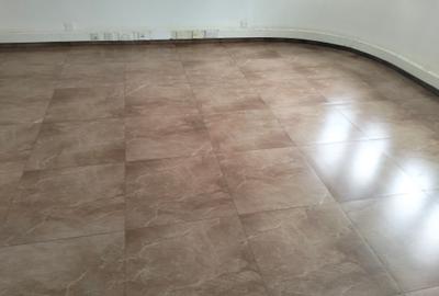 13,000 ft² Commercial Property with Backup Generator in Westlands Area - 4