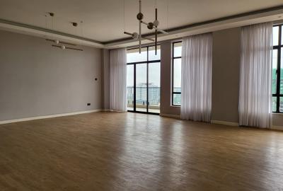 3 Bed Apartment with En Suite at Westlands - 2