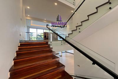 6 Bed Townhouse with En Suite at Peponi Rd - 4