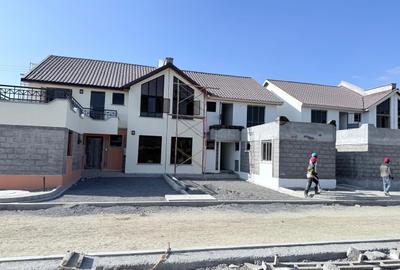 4 Bed Villa with En Suite in Kitengela