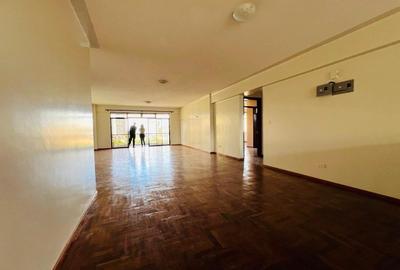 3 Bed Apartment with En Suite in Kilimani - 3