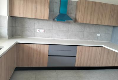 3 Bed Apartment with En Suite in Kileleshwa