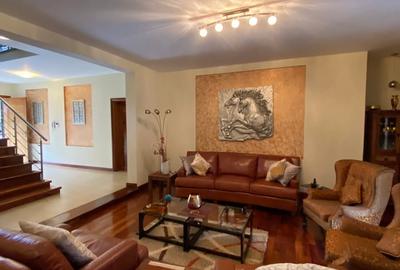 4 Bed Townhouse with En Suite in Westlands Area - 3