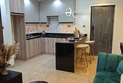 1 Bed Apartment with Gym at Wood Avenue