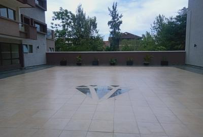 Studio Apartment with En Suite at Kilimani - 3