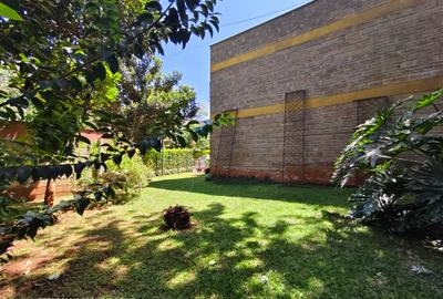 4 Bed Townhouse with En Suite at Lavington Green - 2