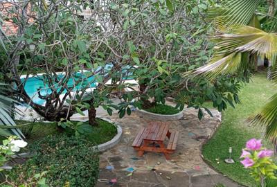 3 Bed Townhouse with En Suite at 3000