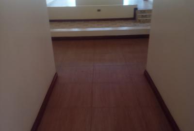 7 Bed House with En Suite at Mimosa