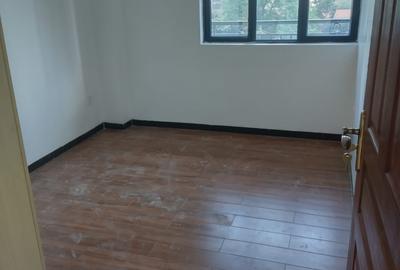 1 Bed Apartment with En Suite at Yaya Centre