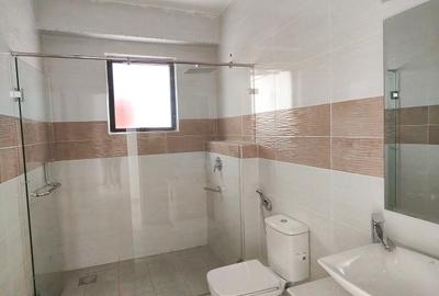 3 Bed Apartment with En Suite at Westlands - 4