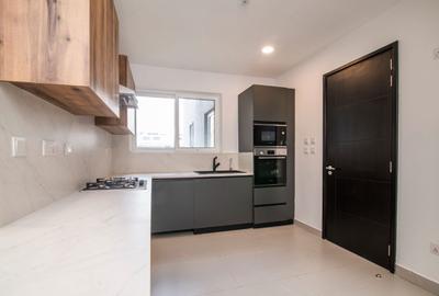 2 Bed Apartment with En Suite at General Mathenge Road - 4