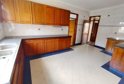 4 Bed Apartment with Borehole at Riverside Drive