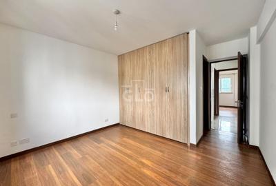 2 Bed Apartment with En Suite in Kileleshwa