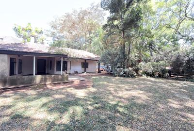 Commercial Property with Service Charge Included in Spring Valley - 2