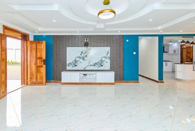 5 Bed Townhouse with En Suite at Maiyan - 2