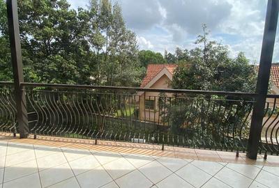 4 Bed Villa with En Suite in Kitisuru