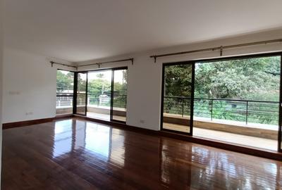 4 Bed Townhouse with En Suite in Lavington - 2