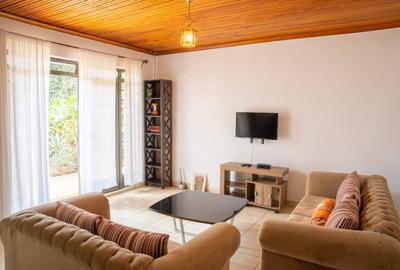 2 Bed House with Garden in Runda