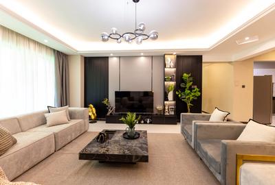 4 Bed Apartment with En Suite at Othaya Road