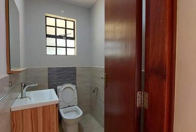 4 Bed Townhouse with En Suite in Kitisuru