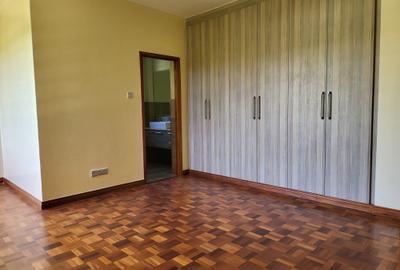 5 Bed Townhouse with En Suite in Lower Kabete - 4