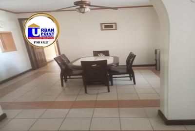 3 Bed Apartment with En Suite in Nyali Area