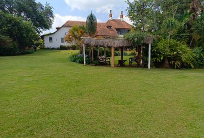 4 Bed House with En Suite at Ridgeways - 4