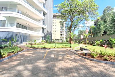 4 Bed Apartment with En Suite at General Mathenge