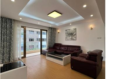 3 Bed Apartment with En Suite at Lavington - 2