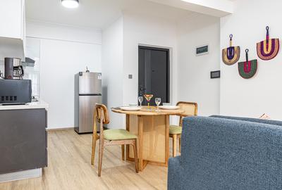 Serviced 1 Bed Apartment with En Suite at David Osieli - 4