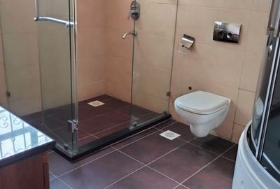 5 Bed Townhouse with Garden at Easy Access To Peponi Road - 4