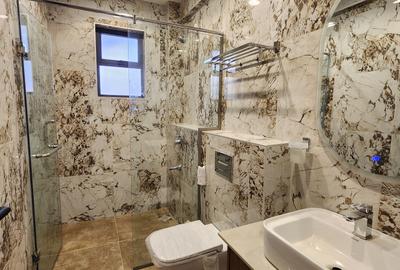 2 Bed Apartment with En Suite in Westlands Area - 3