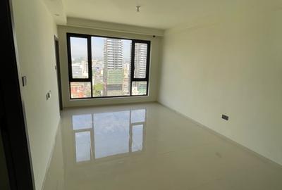 1 Bed Apartment with En Suite in Westlands Area - 3