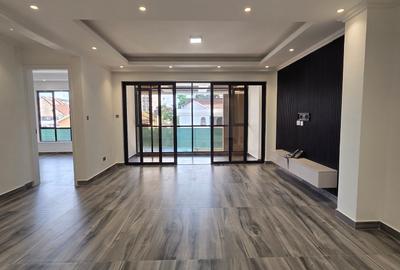 2 Bed Apartment with En Suite in Brookside - 2