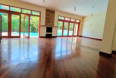 4 Bed House with En Suite in Runda - 2