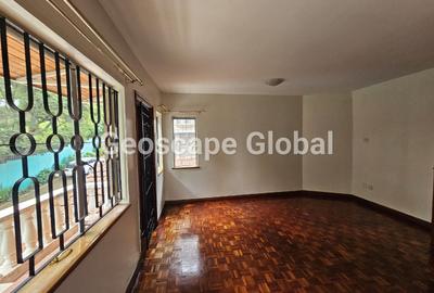 4 Bed Townhouse with En Suite in Spring Valley