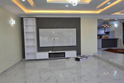 4 Bed House with En Suite at Eastern Bypass - 2