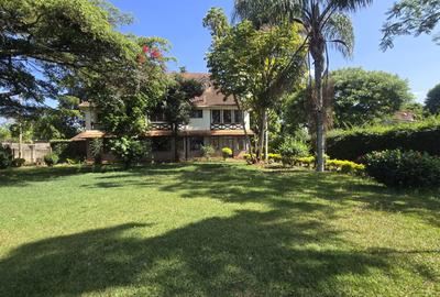 5 Bed House with En Suite in Gigiri