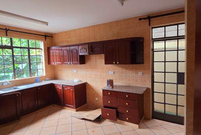 4 Bed Townhouse with En Suite at Lavington Green - 4