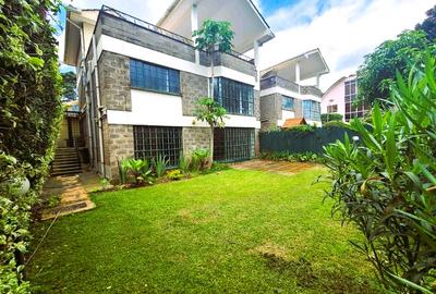 4 Bed Townhouse with En Suite in Spring Valley