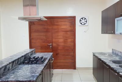 6 Bed Townhouse with En Suite at Muthangari Drive