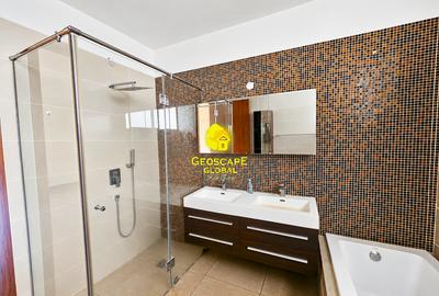 3 Bed Apartment with En Suite in Spring Valley - 4