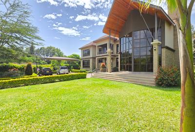 5 Bed Townhouse with En Suite at Runda.