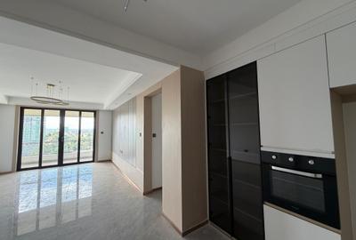 2 Bed Apartment with En Suite in Riverside - 3